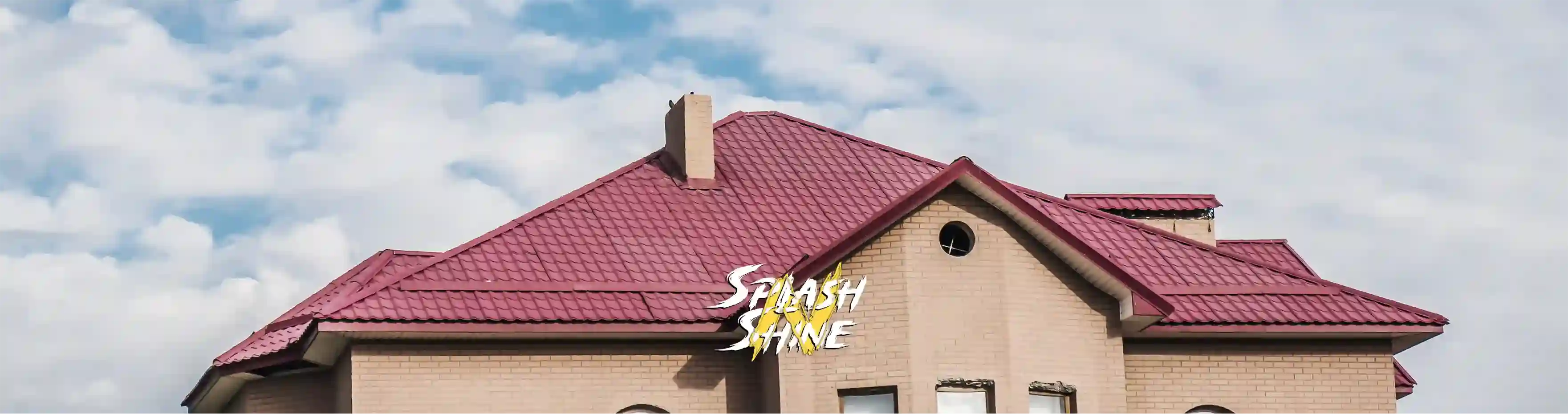 High-Quality Roof Painting | Restore & Protect Your Roof service highlight - professional cleaning demonstration by Splash n' Shine